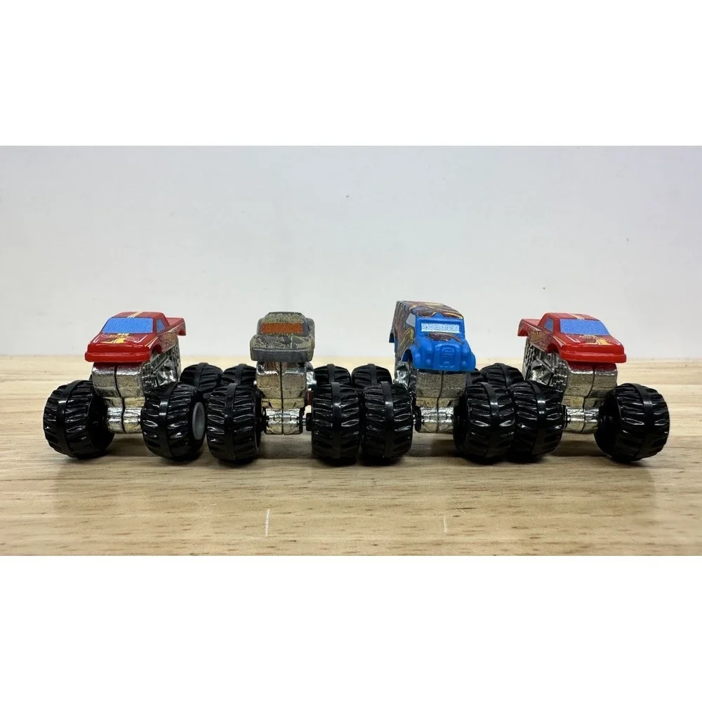 Monster Jam Minis Bundle of 7 Spin Master 1:87 Scale Diecast Trucks Toys